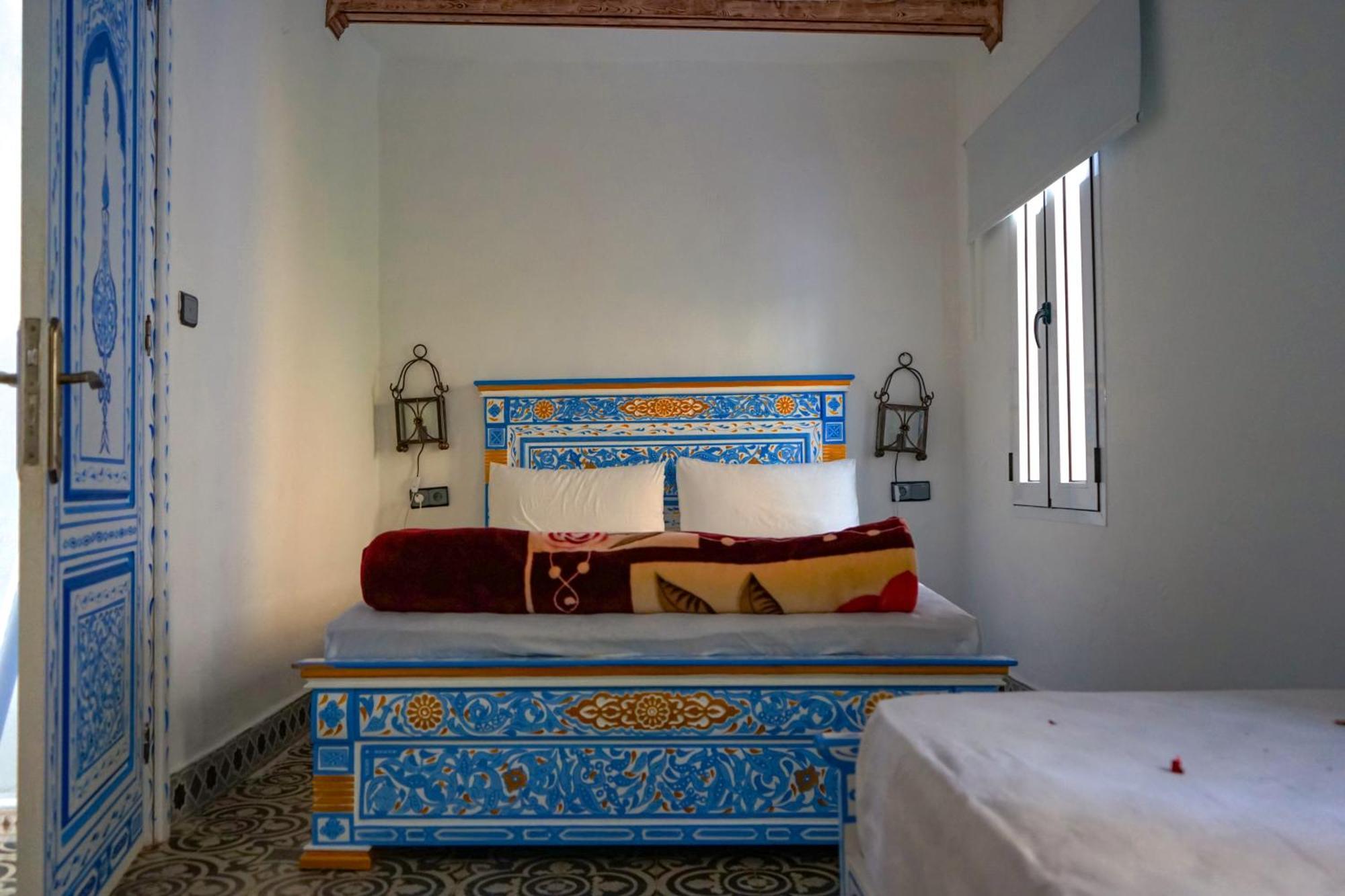 Authentic Dual Terrace House Hébergement de vacances *